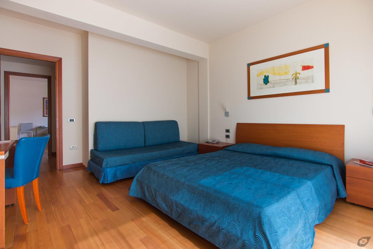 Verdeluna ApartHotel Marina di Pietrasanta Exterior foto